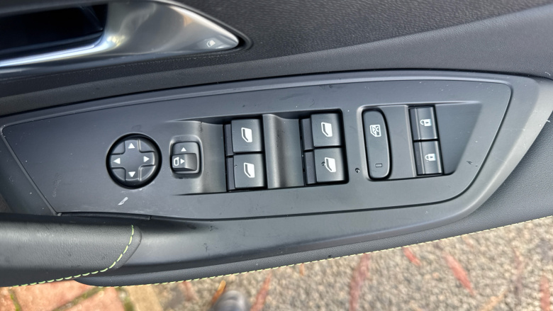 Peugeot 308 115kW GT 54kWh 5dr Auto Electric Hatchback